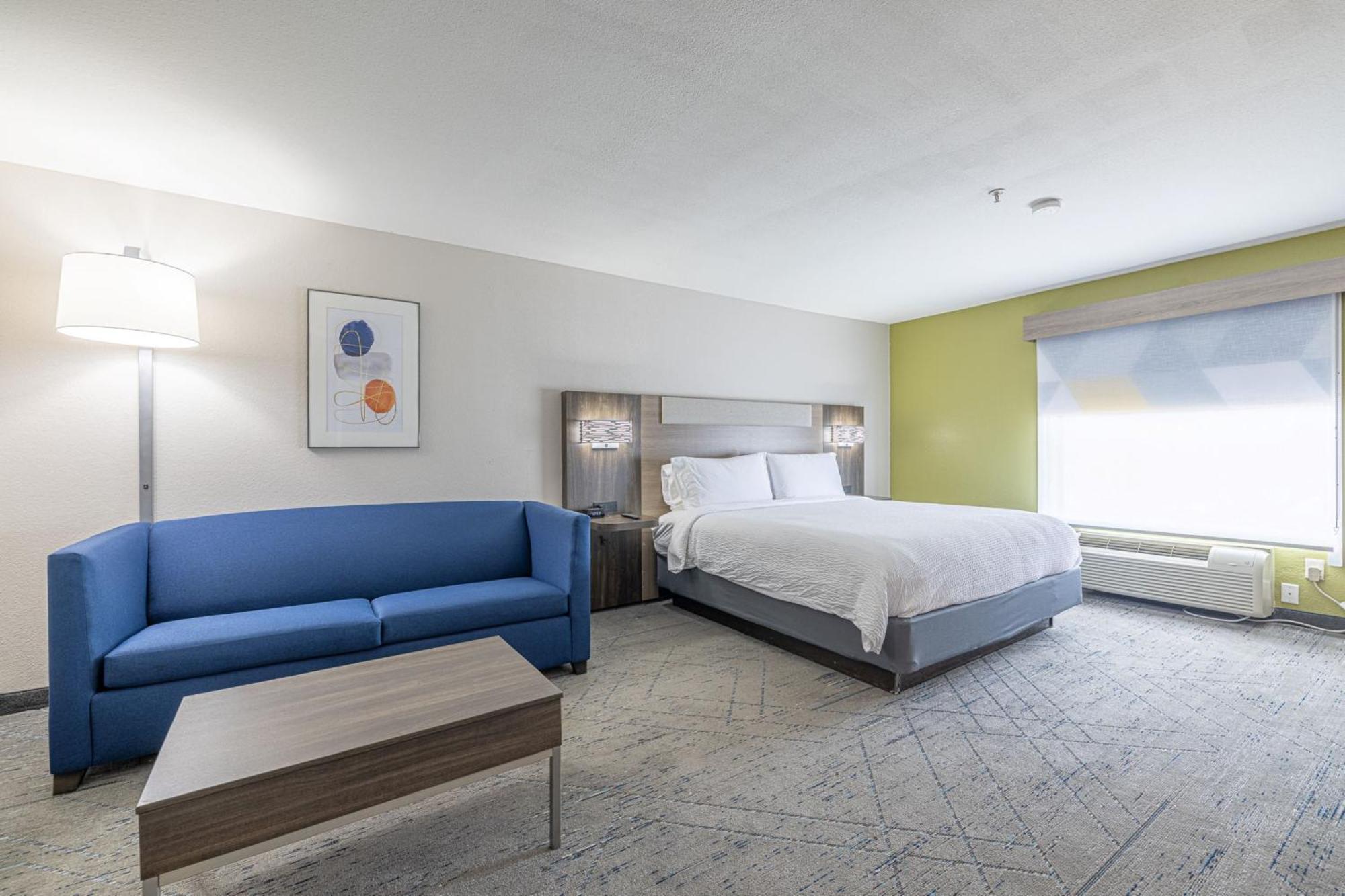 Express & By Ihg Hotel