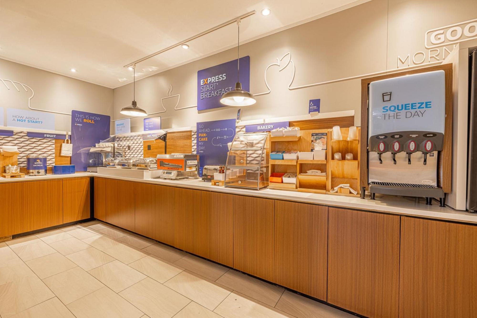 Express & By Ihg Hotel
