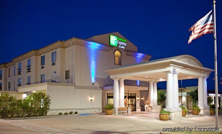 Express & By Ihg