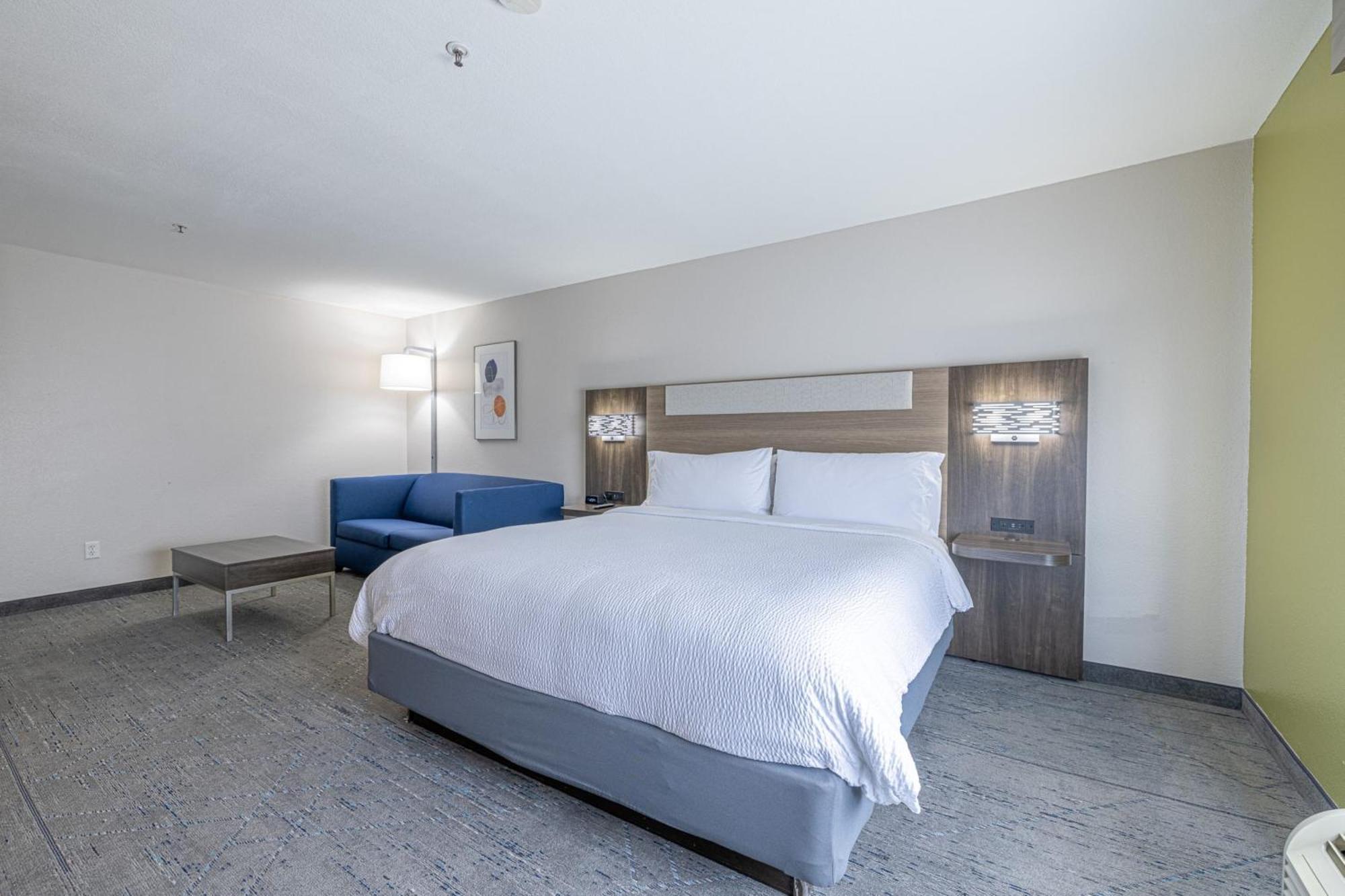 Express & By Ihg Hotel College Station